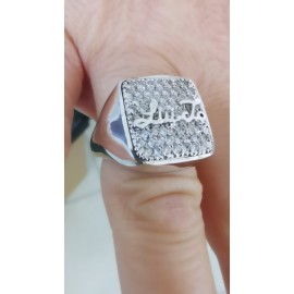 Anello donna Chevalier LIU JO in argento 925% con pave' di cristalli bianchi e logo in rilievo LJ258M16